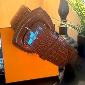 Vintage Laurel designer leather belt